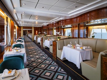 Le Bistro
